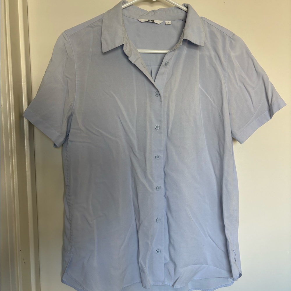 Uniqlo Light Blue Rayon Short-Sleeve Button-Down Blouse - Size S